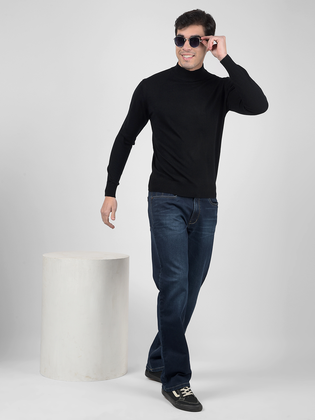 Numero Uno Men Solid Black Sweater